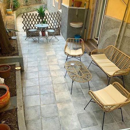 La Casa Di Alice Bed & Breakfast Salerno Luaran gambar