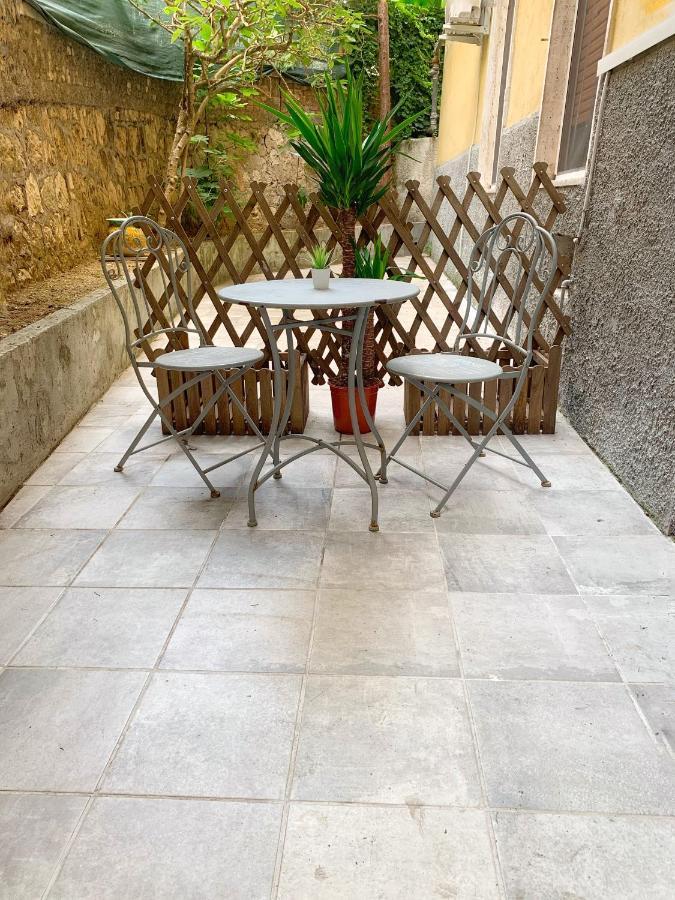 La Casa Di Alice Bed & Breakfast Salerno Luaran gambar